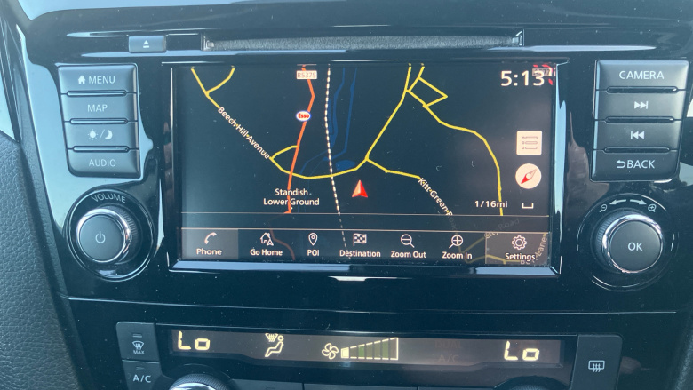 Nissan Qashqai 1.3 DiG-T Acenta Premium 5dr Petrol Hatchback